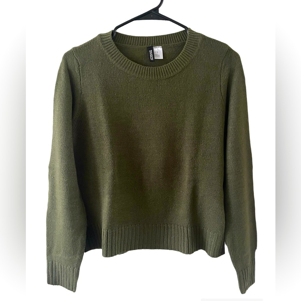 Classic Crewneck Olive Green Women's Sweater